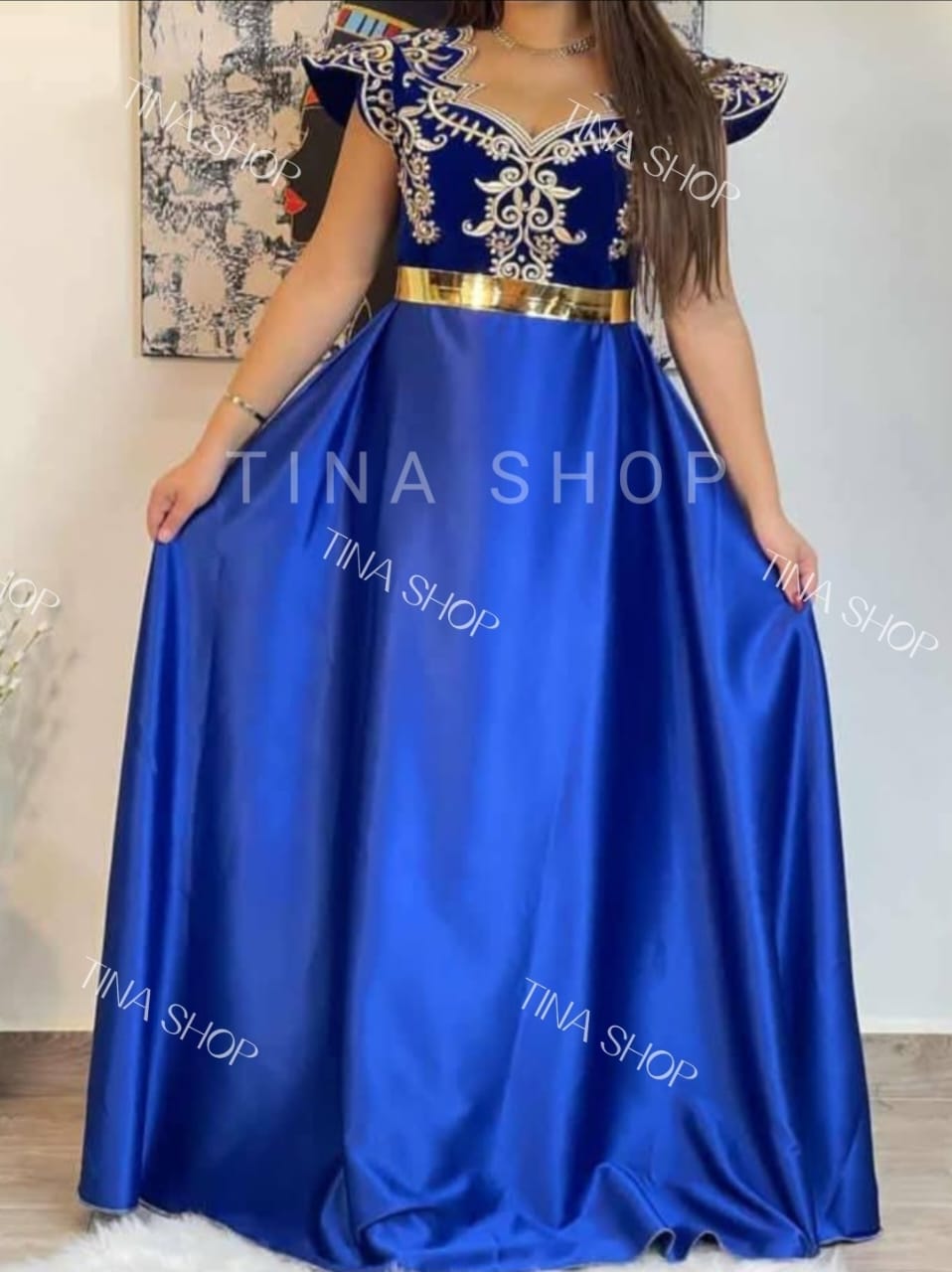 Model Queen - Image 7